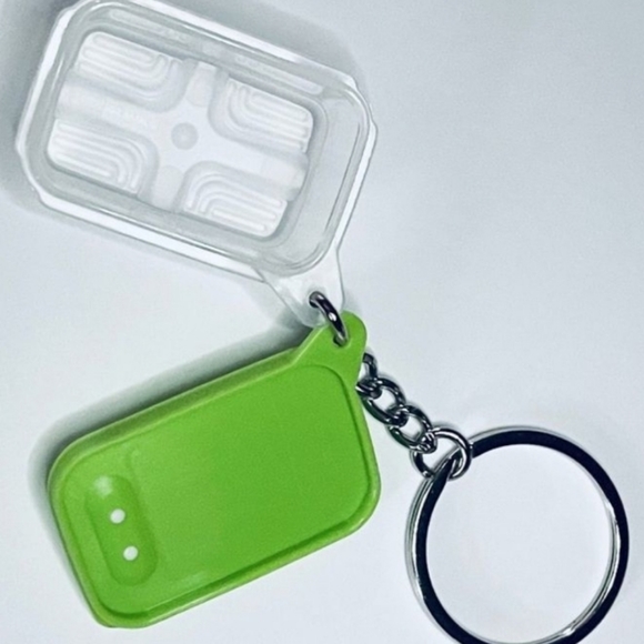 Tupperware Keychain - Picture 3 of 5
